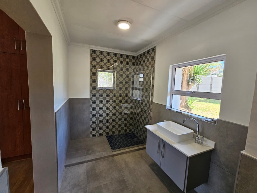 4 Bedroom Property for Sale in Riversdale Western Cape